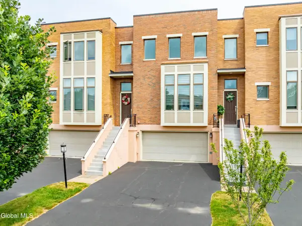 3 Bryn Mawr Court, Albany, NY 12211