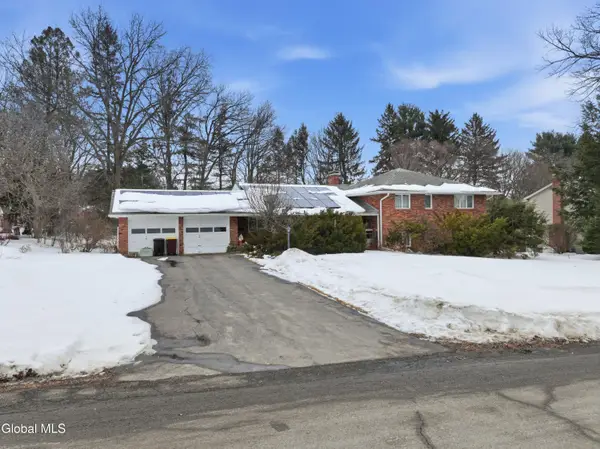 2275 Berkley Avenue, Niskayuna, NY 12309