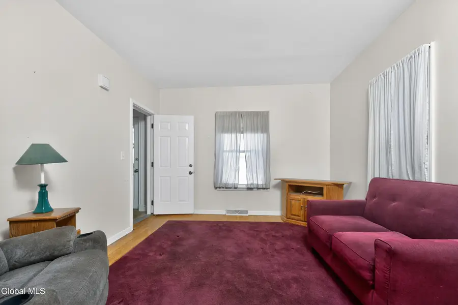 264 Kenwood Avenue, Bethlehem, NY 12054 - #2