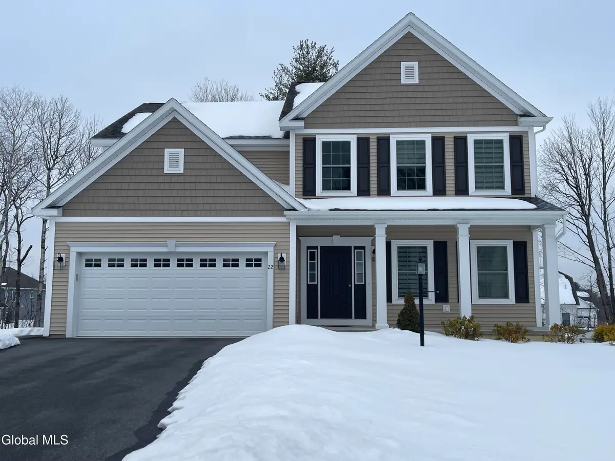 22 Bergen Place, Niskayuna, NY 12309 - #1