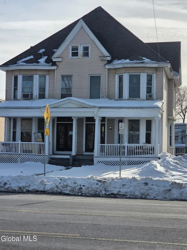 808B Madison Avenue, Albany, NY 12208