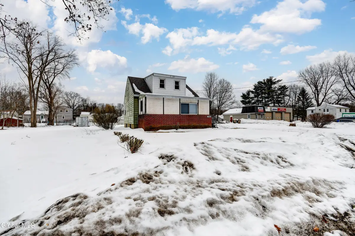 1044 Climax Avenue, Schenectady, NY 12304 - #1