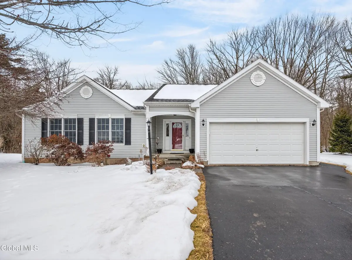 74 Stony Brook Drive, Bethlehem, NY 12158 - #1