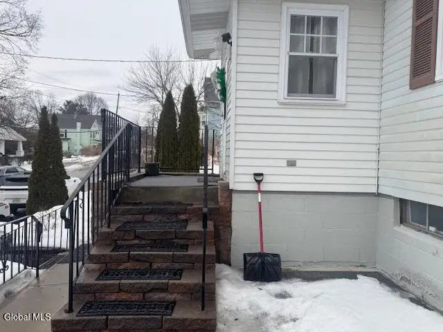 35 Excelsior Avenue, Troy, NY 12180 - #3