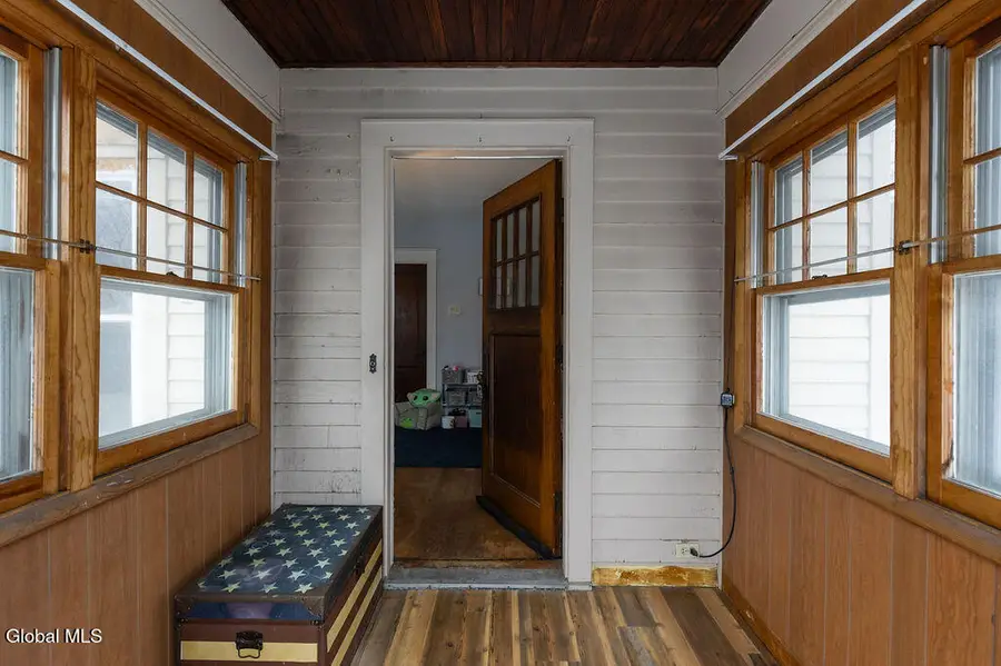 417 Cora Street, Schenectady, NY 12306 - #2