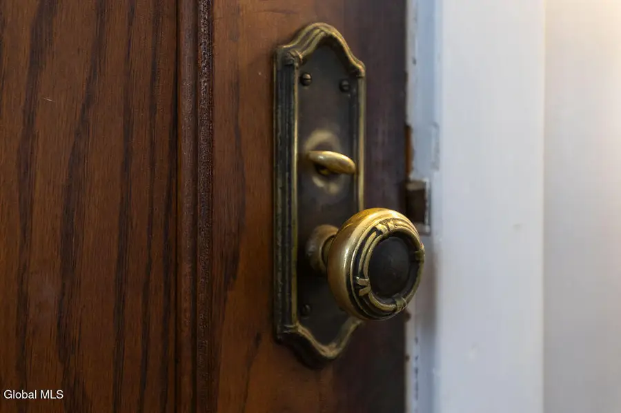 417 Cora Street, Schenectady, NY 12306 - #3