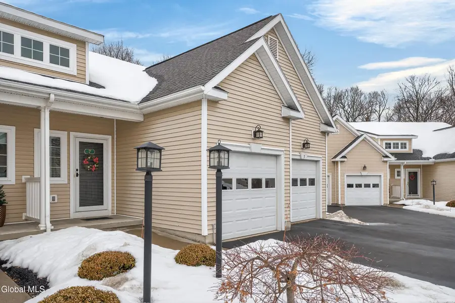 7 Jordan Point Drive, North Greenbush, NY 12180 - #2