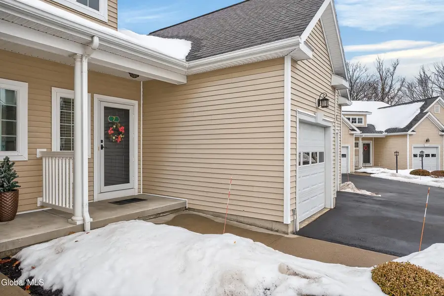 7 Jordan Point Drive, North Greenbush, NY 12180 - #3