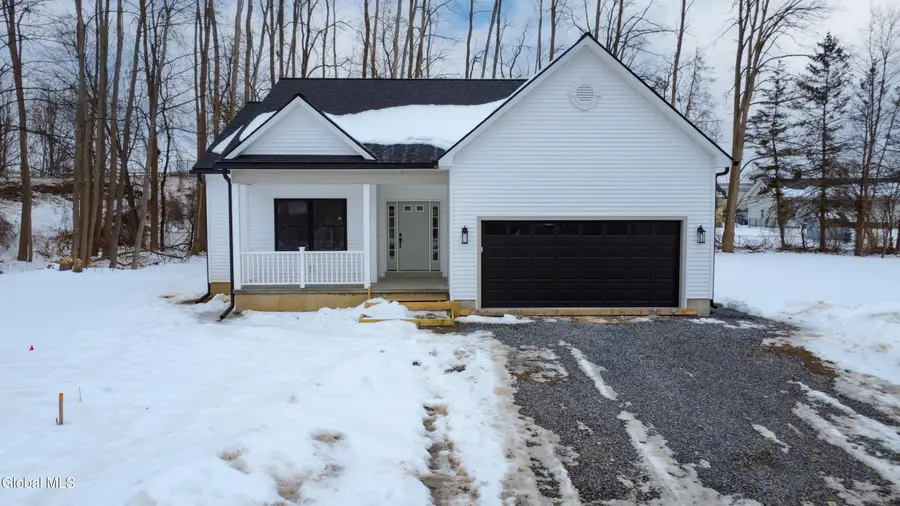 102 Anna Court, Rotterdam, NY 12306 - #3