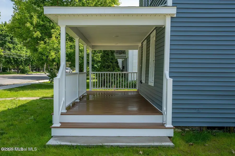 11 N Park Street, Cambridge, NY 12816 - #2