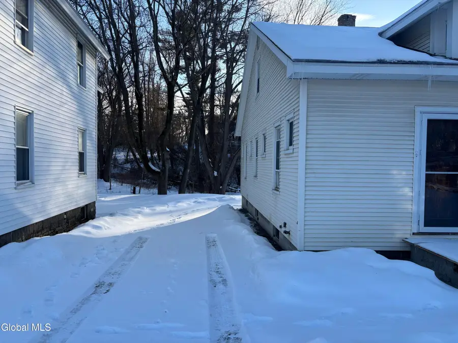 616 Kenwood Avenue, Bethlehem, NY 12054 - #3