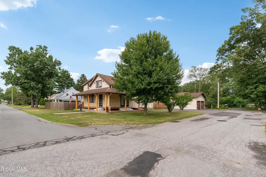 1297 Floral Avenue, Rotterdam, NY 12306 - #2