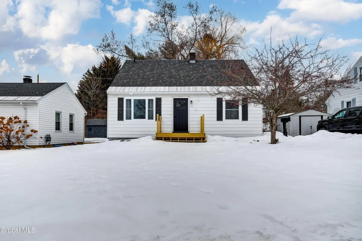 12 Christman Place, Amsterdam, NY 12010 - #1