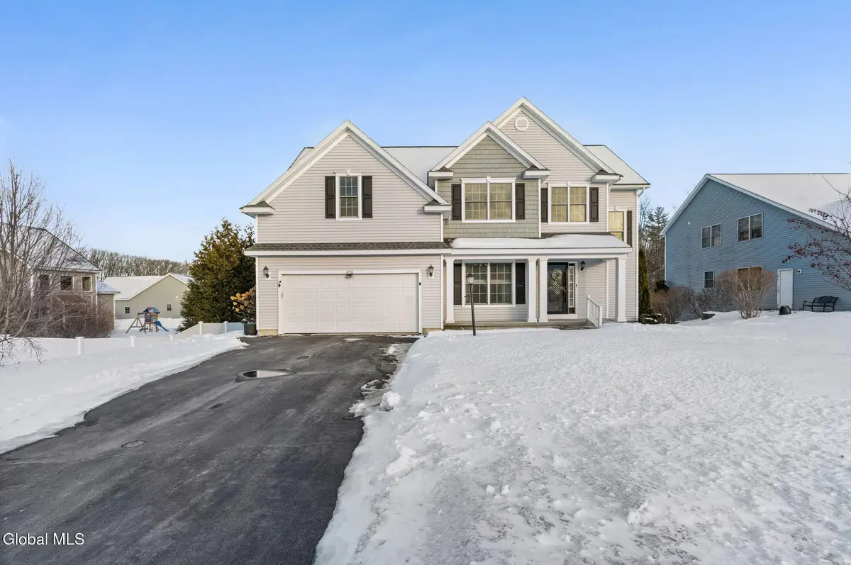 256 N Alandale Avenue, Niskayuna, NY 12304 - #1