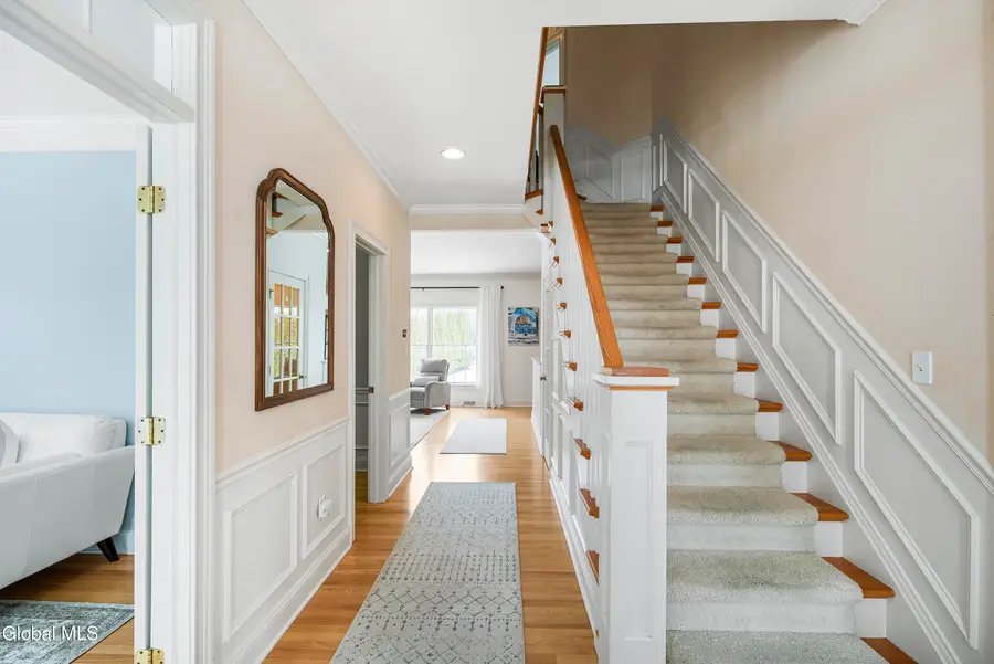 241 Mohawk Trail, Niskayuna, NY 12309 - #2