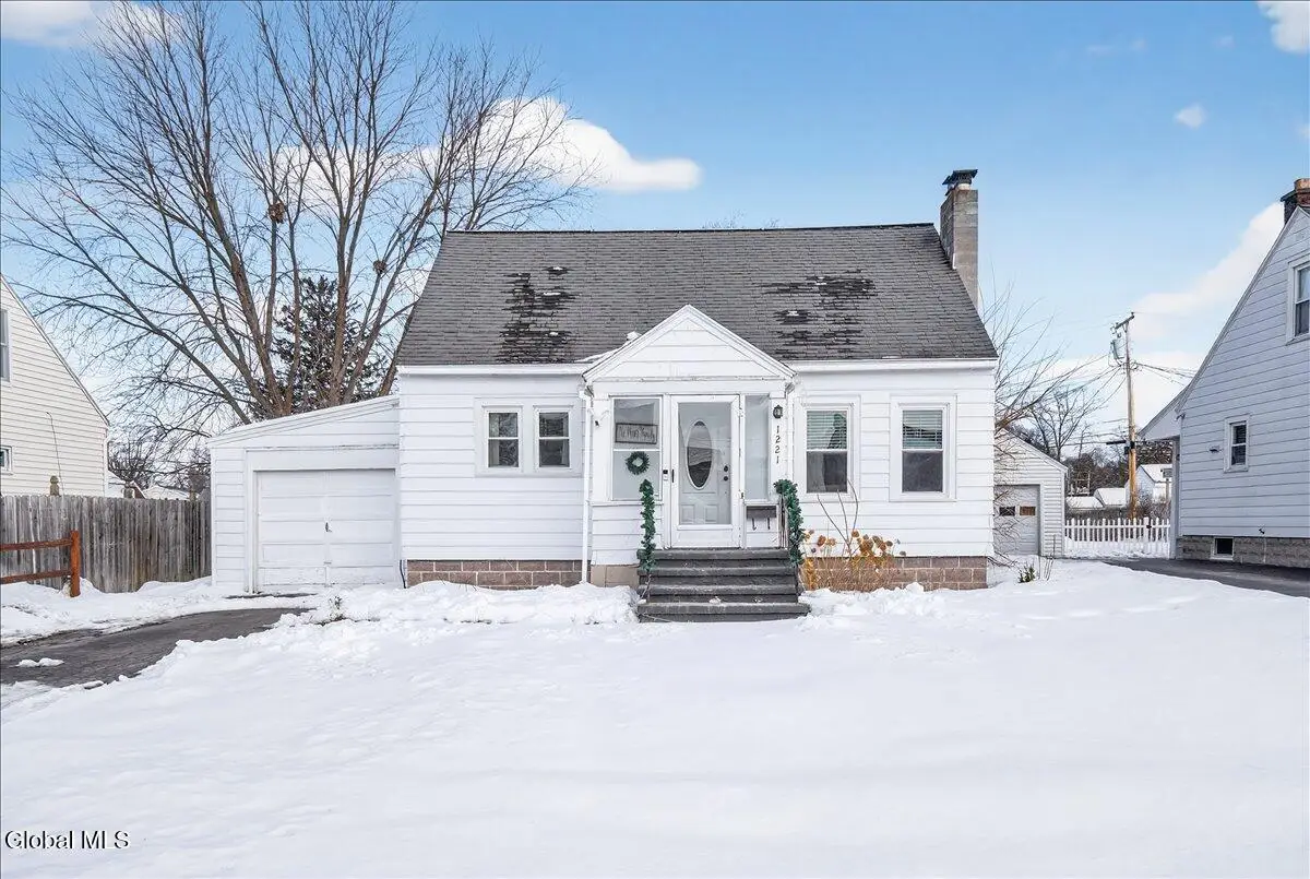 1221 Vinewood Avenue, Rotterdam, NY 12306 - #1