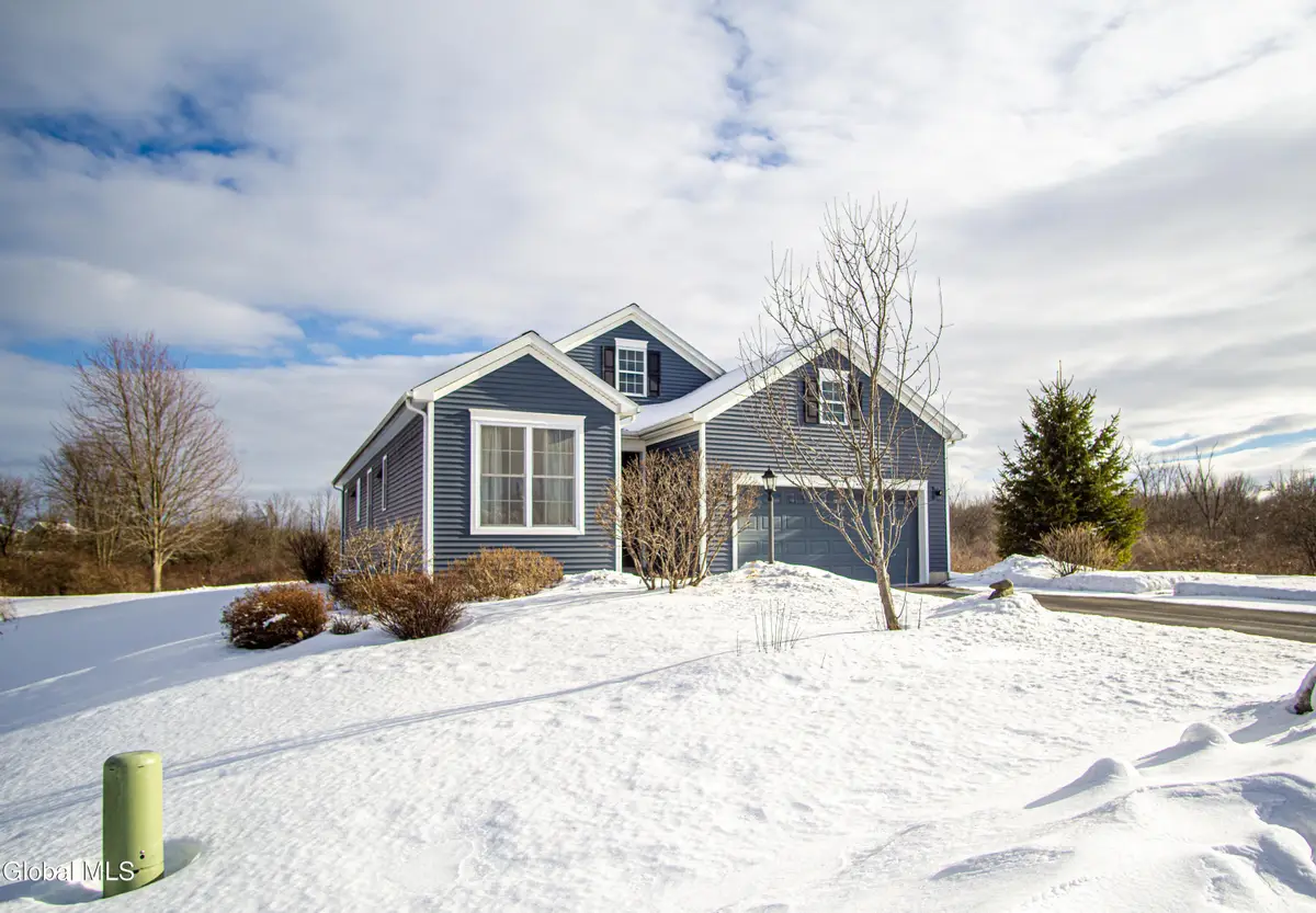 9 New Heron Drive, Halfmoon, NY 12118 - #1