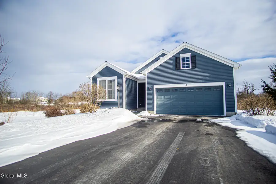 9 New Heron Drive, Halfmoon, NY 12118 - #3