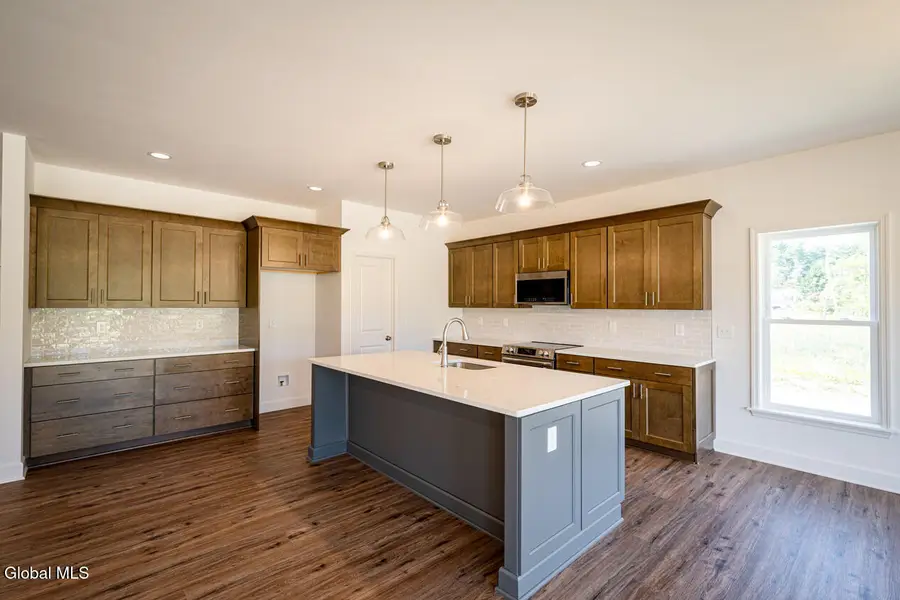 9 Stone Creek Drive, East Greenbush, NY 12061 - #2