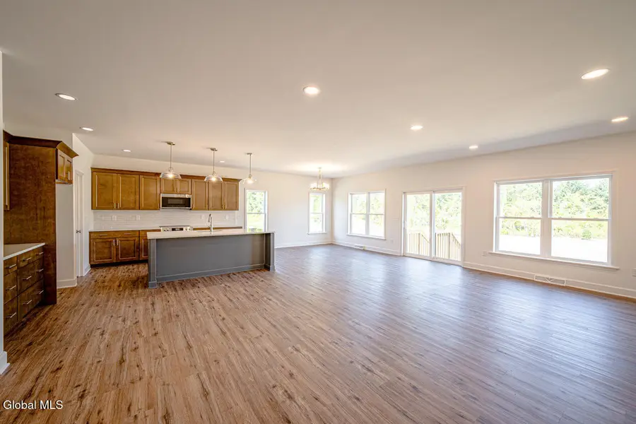 9 Stone Creek Drive, East Greenbush, NY 12061 - #3