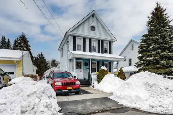 121 E Fourth Avenue, Johnstown, NY 12095