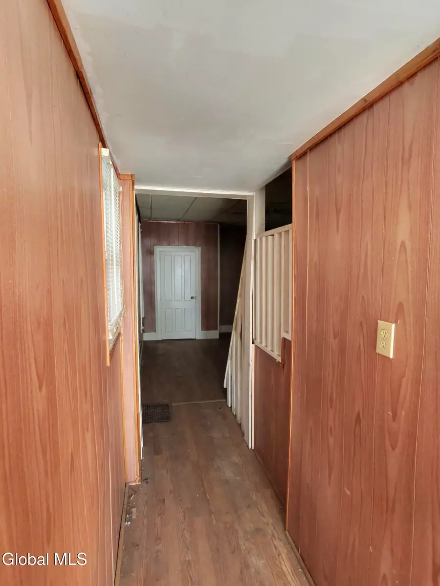 861 4th Avenue, Troy, NY 12182 - #2