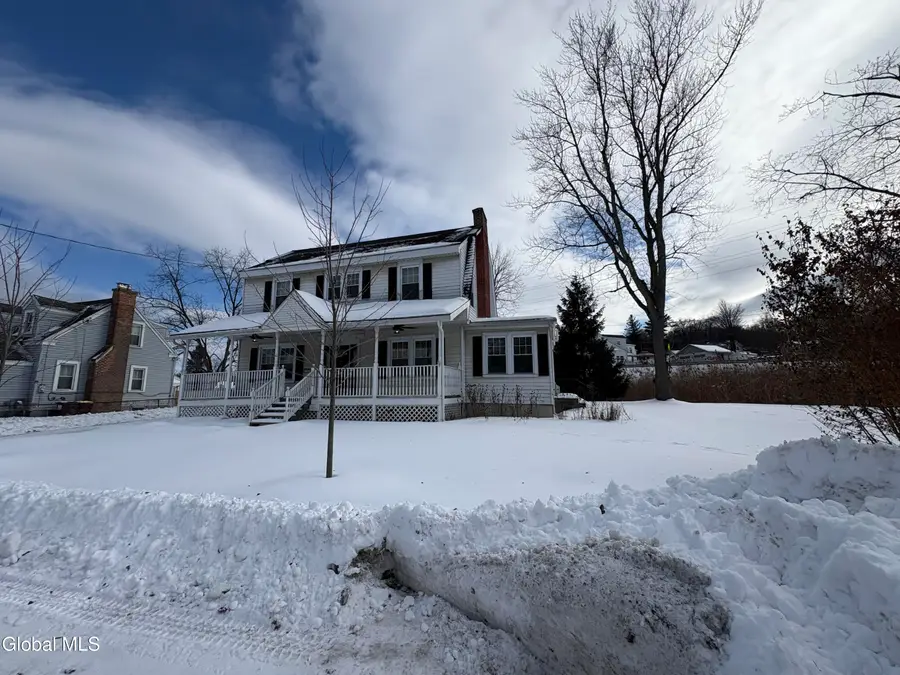 2 Hampton Avenue, Hampton Manor, NY 12144 - #3