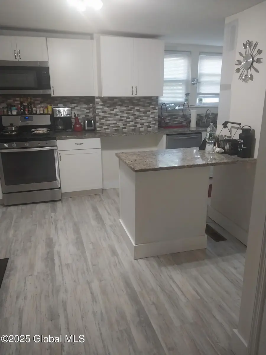 616 23rd Street, Watervliet, NY 12189 - #3