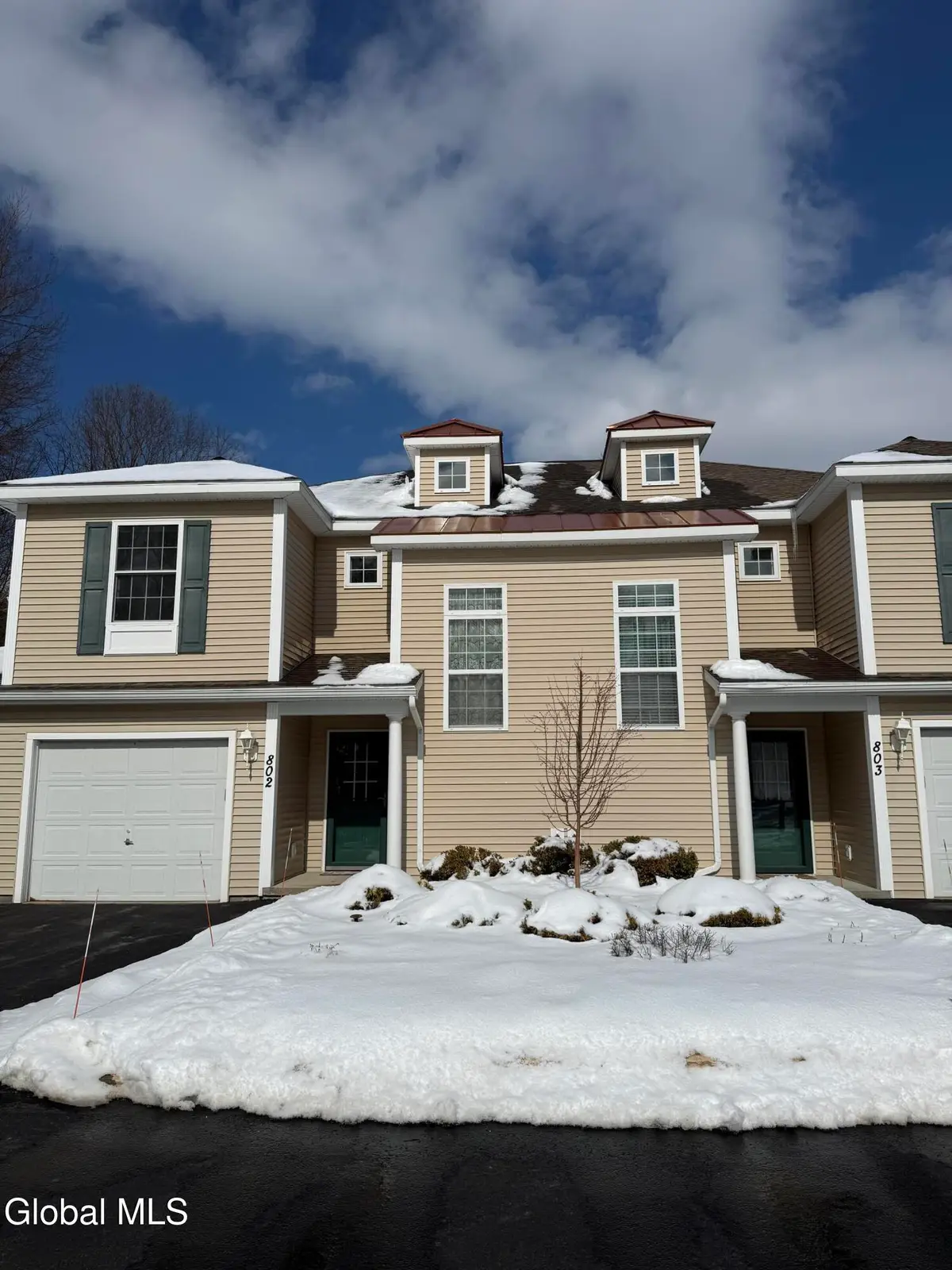 802 Royale Court, North Greenbush, NY 12180 - #1