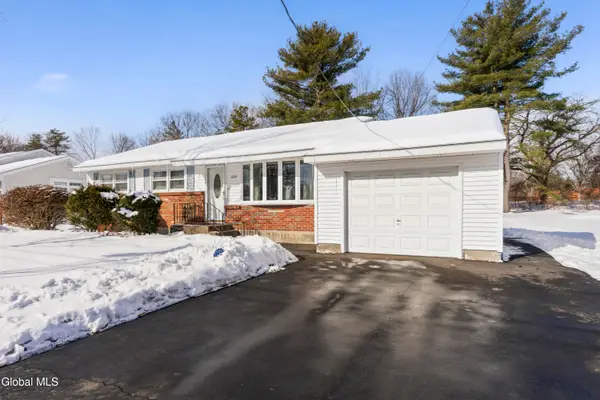 1109 St Jude Drive, Rotterdam, NY 12303