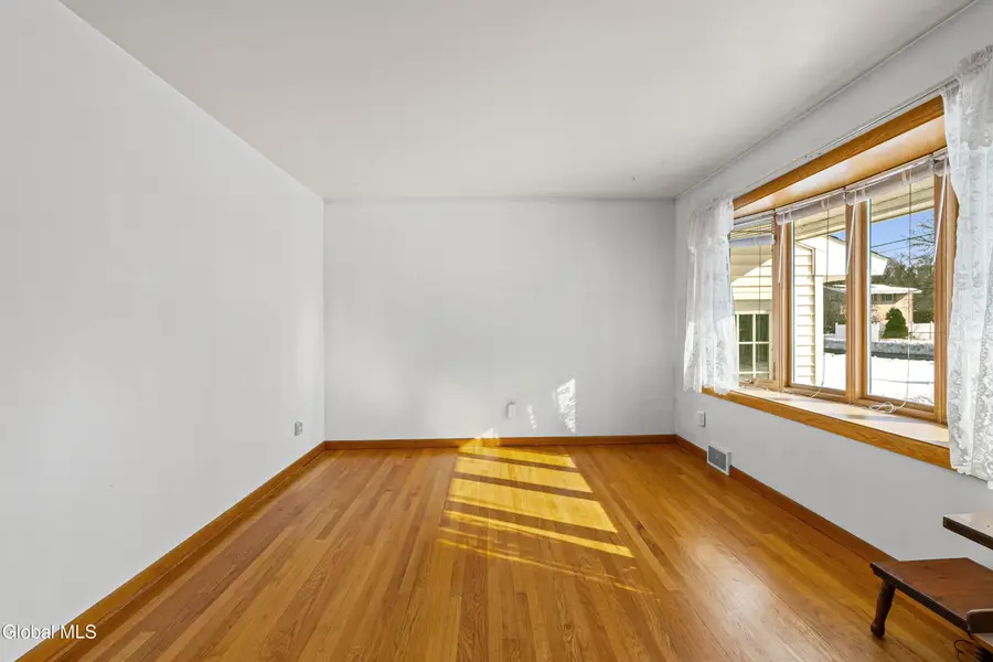 1109 St Jude Drive, Rotterdam, NY 12303 - #3