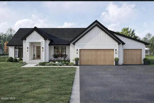 25 Hidden Pond Way, Moreau, NY 12831