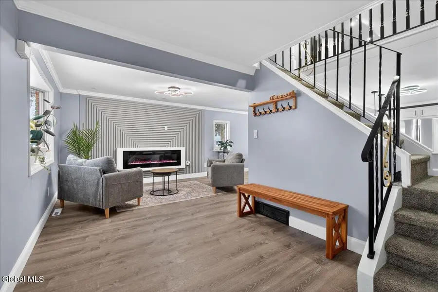 1320 Floral Avenue, Rotterdam, NY 12306 - #2