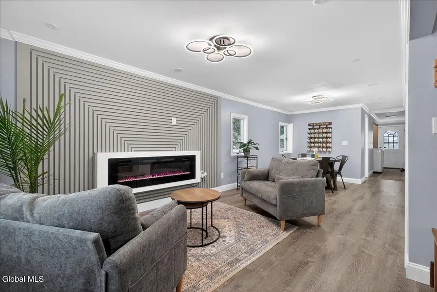 1320 Floral Avenue, Rotterdam, NY 12306 - #3