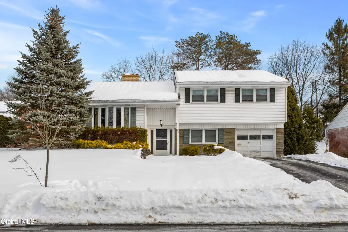 27 Davis Avenue, Albany, NY 12203 - #1