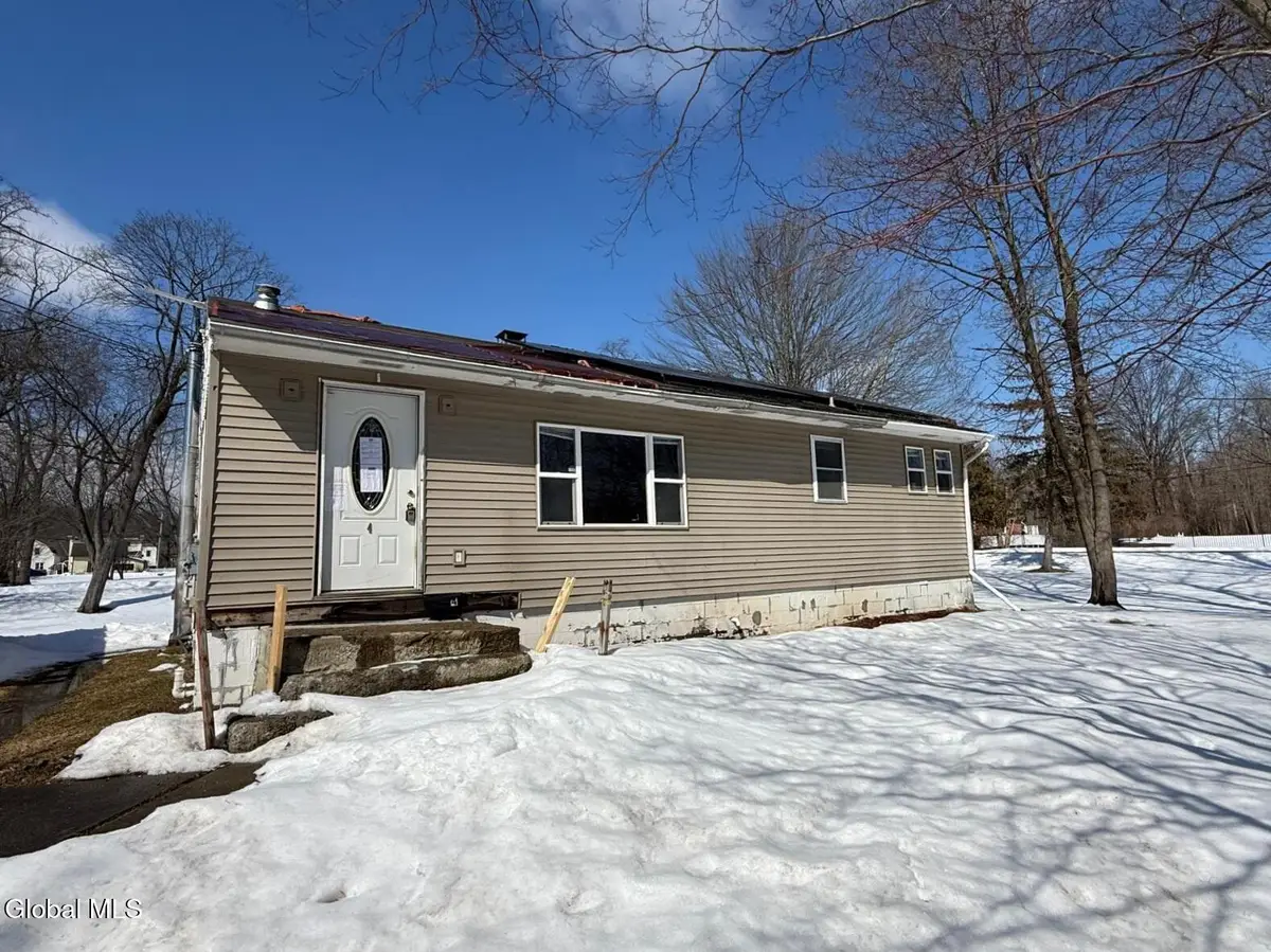 4 Wayne Street, Athens, NY 12015 - #1