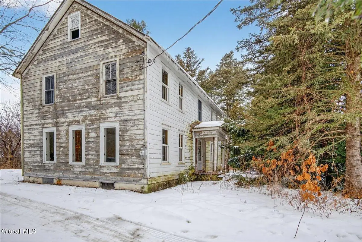 263 Stillwater Bridge Road, Schaghticoke, NY 12154 - #1