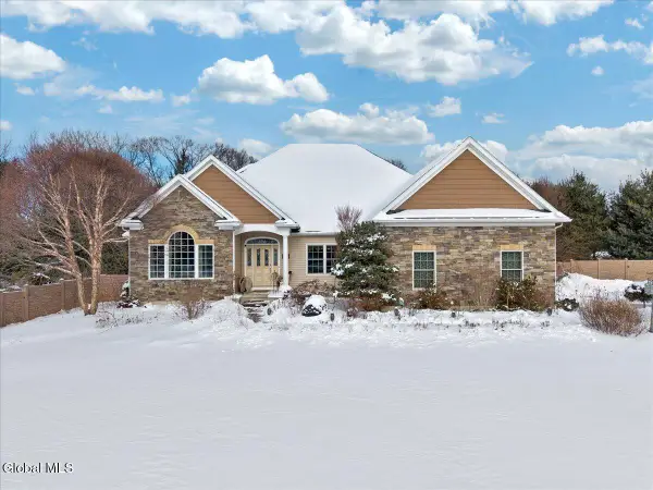 21 Estate Drive, Schodack, NY 12033