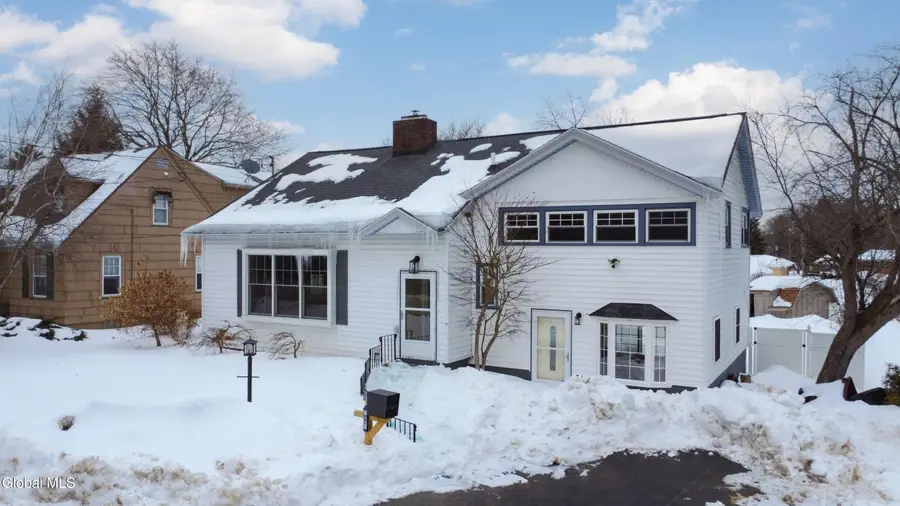 281 N Kingsboro Avenue, Gloversville, NY 12078 - #2