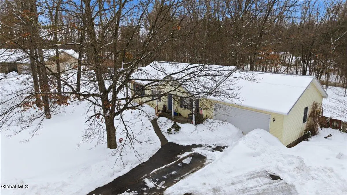 149 Rimbrave Drive, Northumberland, NY 12831 - #1