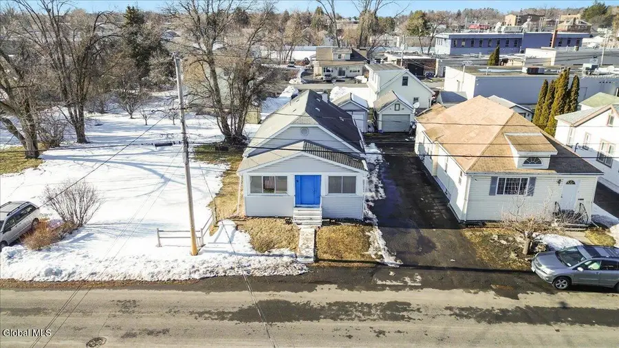 9 Elmhurst Avenue, Colonie, NY 12205 - #3