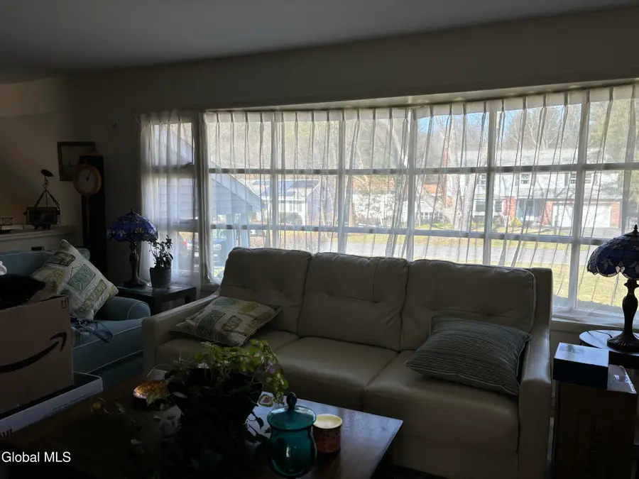 1336 Wemple Lane, Niskayuna, NY 12309 - #3