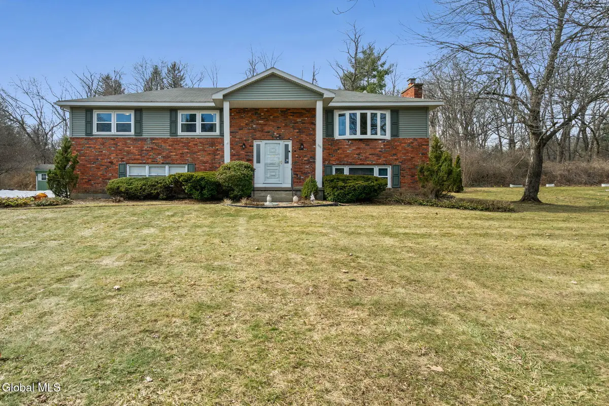 1111 Rosehill Boulevard, Niskayuna, NY 12309 - #1