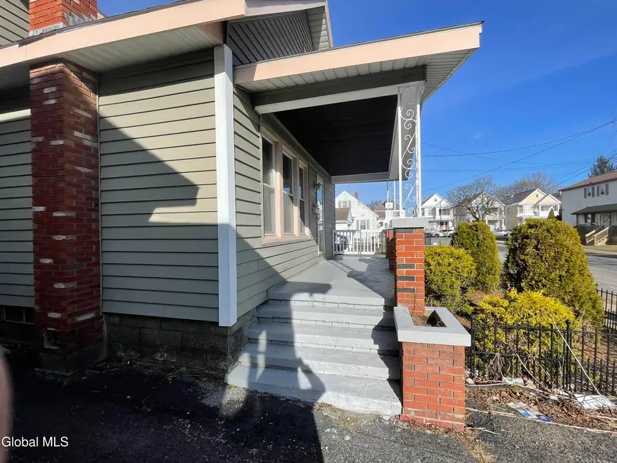 1328 Dewitt Street, Schenectady, NY 12303 - #2