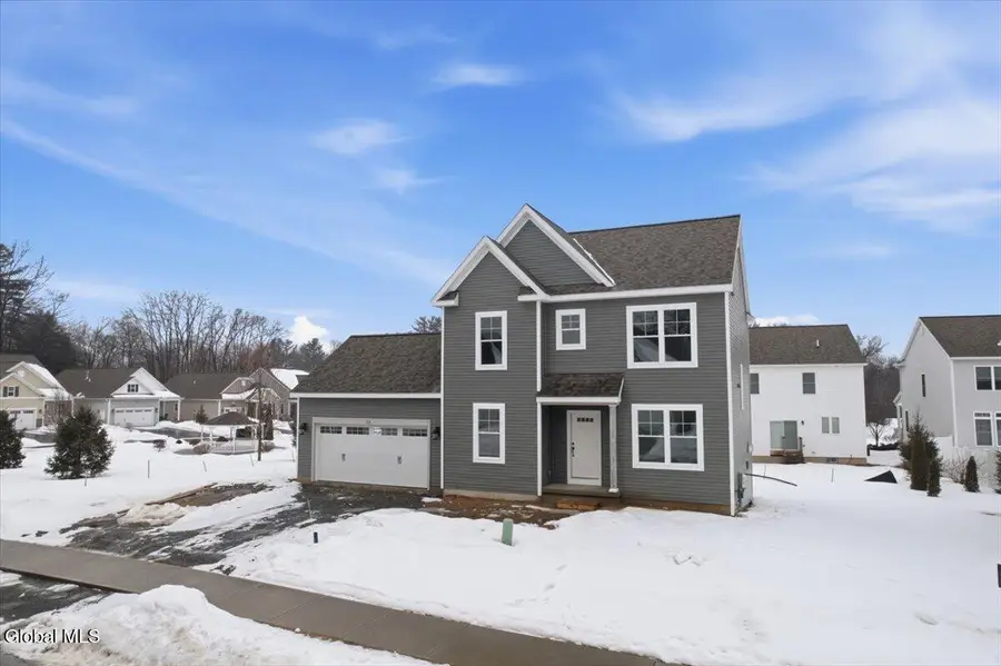 32 Bradley Circle, Halfmoon, NY 12065 - #2