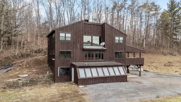 341 Schoonmaker Road, Delanson, NY 12053