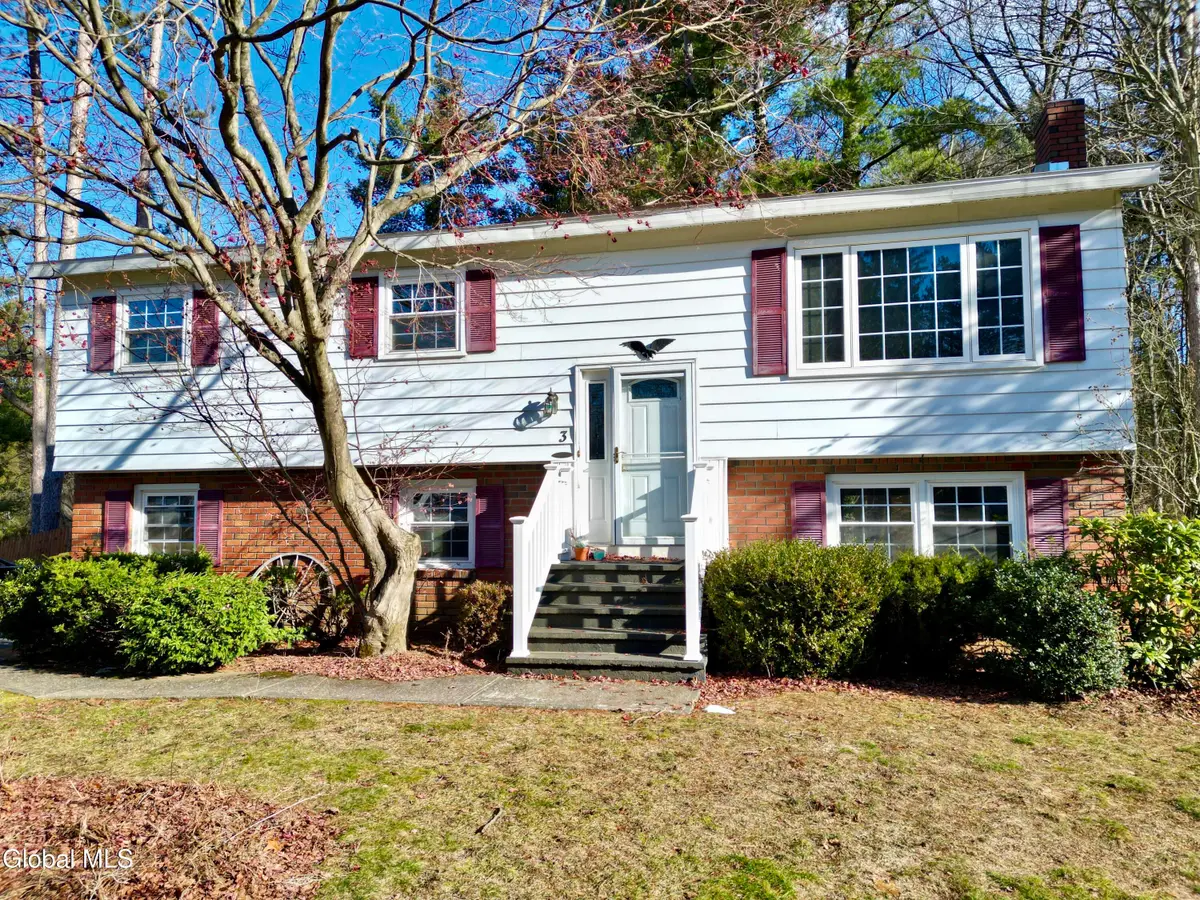 3 Dorsman Drive, Clifton Park, NY 12065 - #1