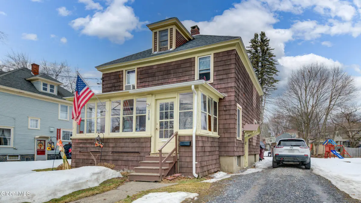 119 5th Avenue, Gloversville, NY 12078 - #1