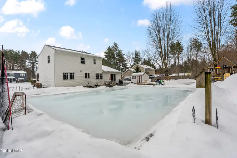 4 Queen Diana Lane, Queensbury, NY 12804 - #3