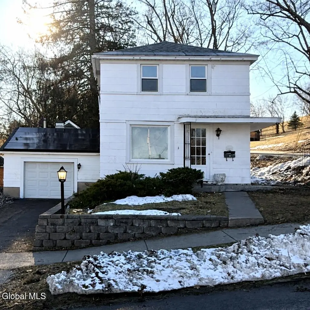 27 N Mcnab Avenue, Gloversville, NY 12078 - #1
